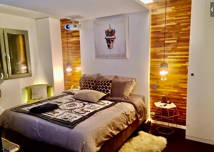 Luxury Flat With Private Rooftop - Paris 18