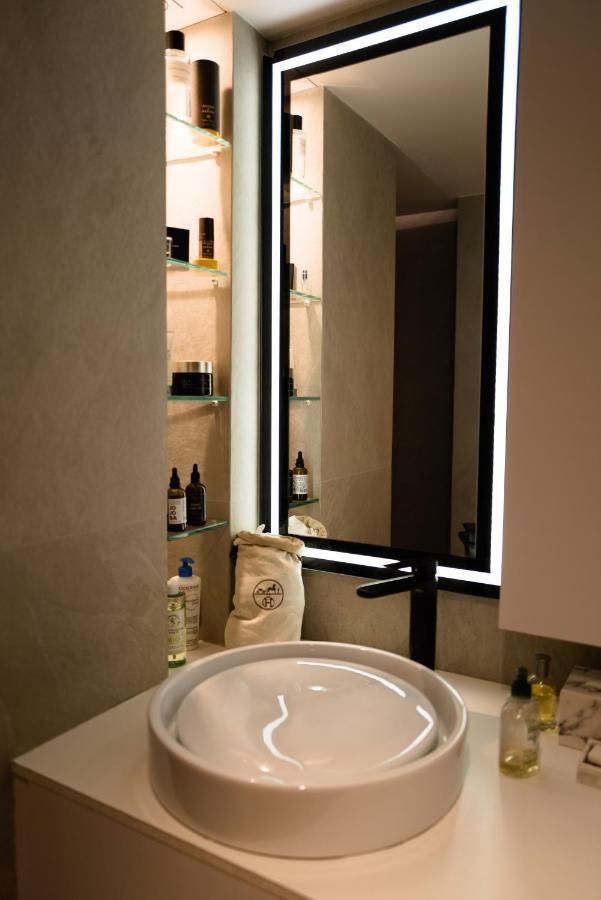Luxury Flat With Private Rooftop - 18 * Parijs